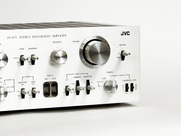 JVC JA-S71