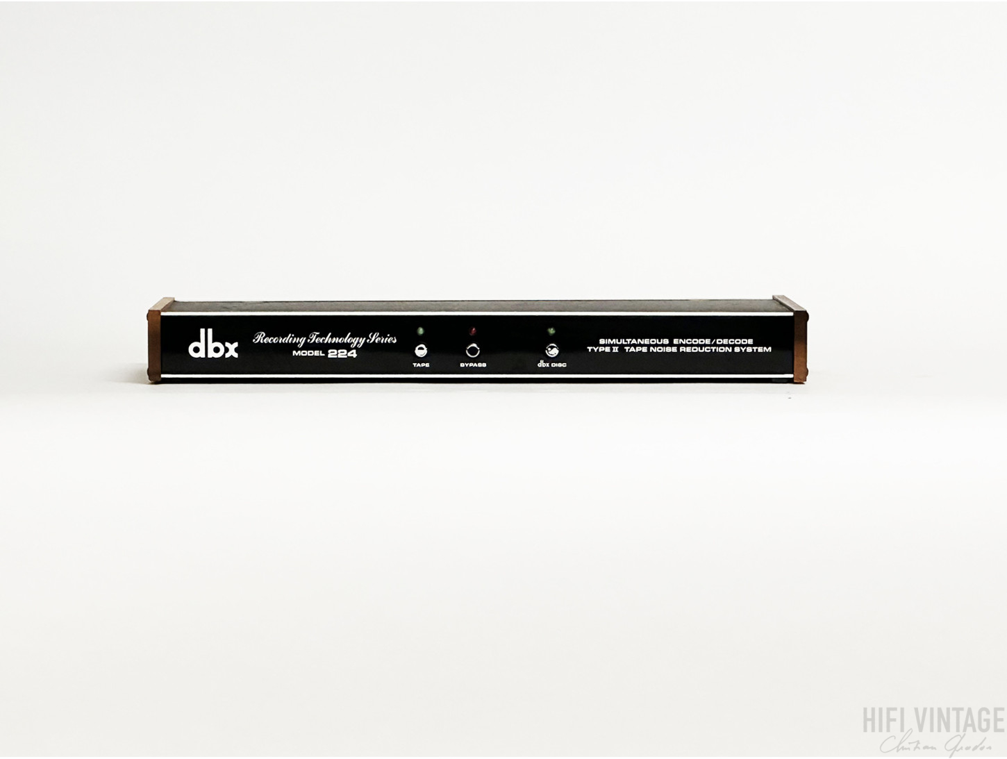 DBX 224