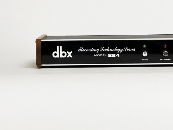 DBX 224