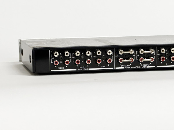 DBX 200