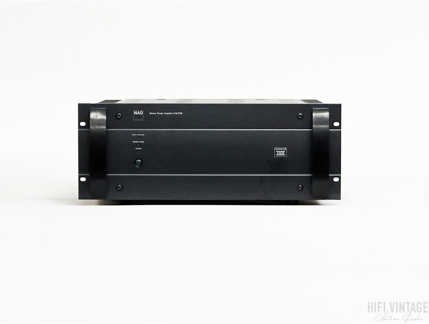 NAD 218-THX