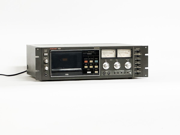 TASCAM 122