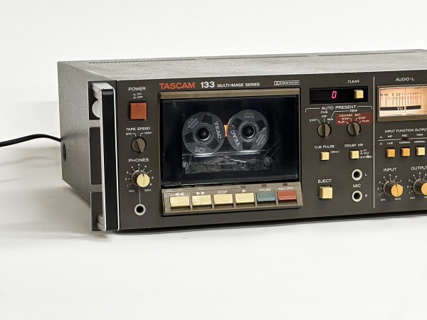 TASCAM 133