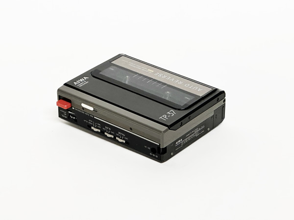 AIWA TP-37