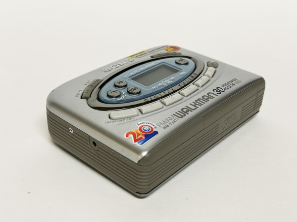 SONY WM FX477