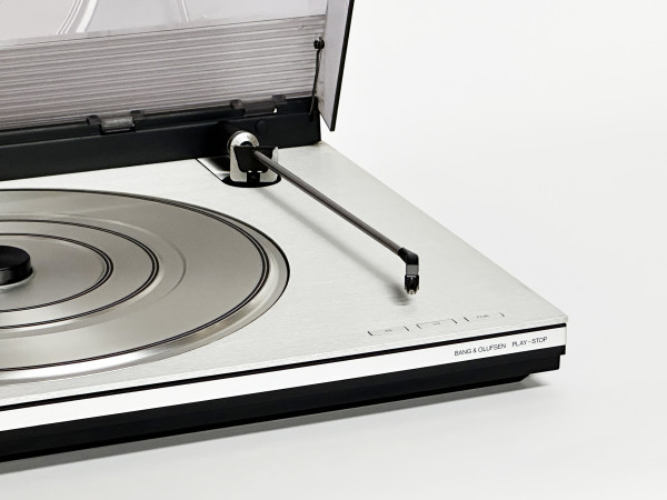 B&O BEOGRAM 1800 (Type 5811)