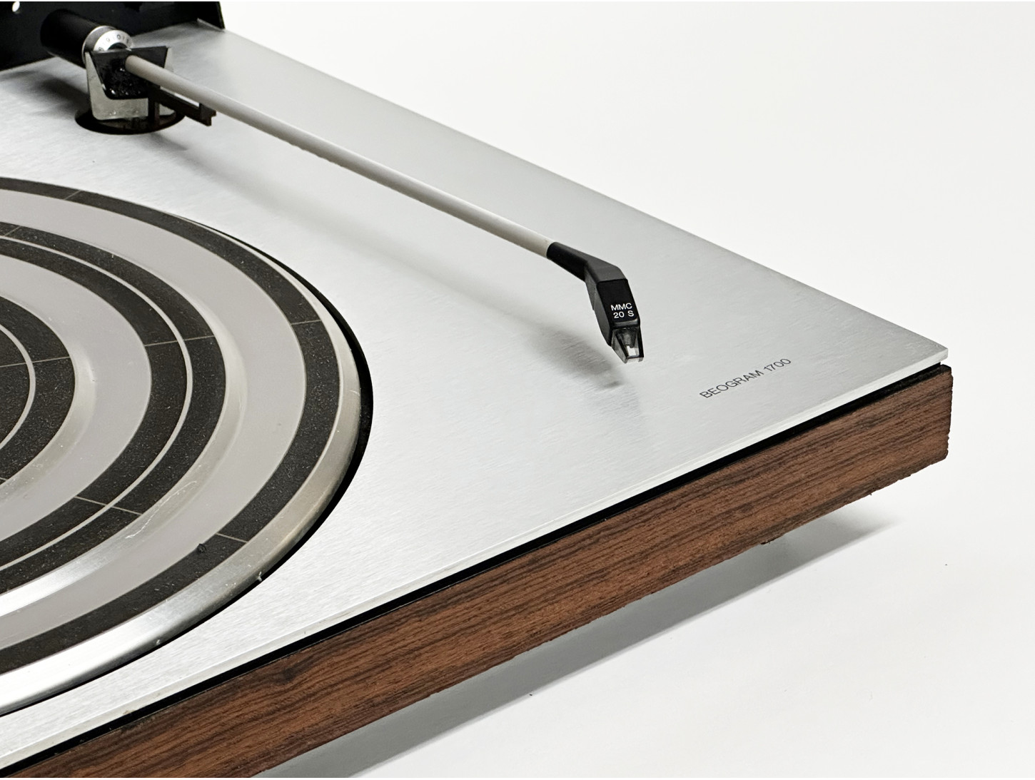 B&O BEOGRAM 1700
