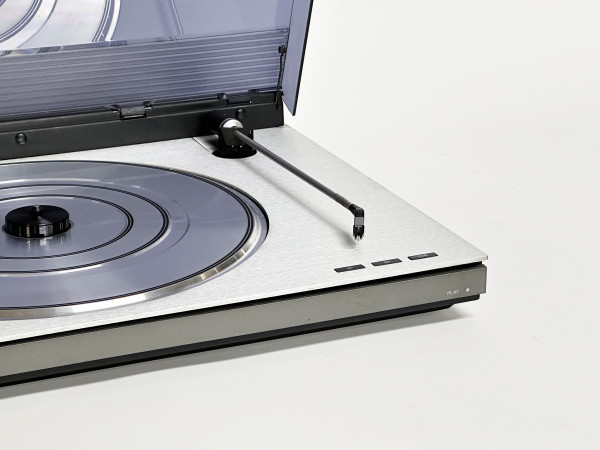 Location B&O BEOGRAM RX2