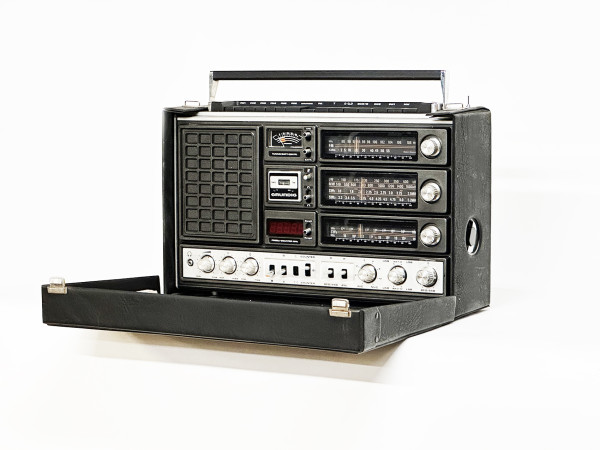 GRUNDIG Satellit 3000