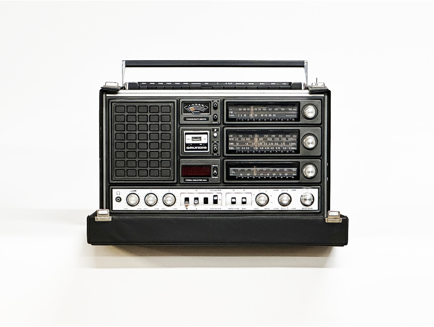 GRUNDIG Satellit 3000
