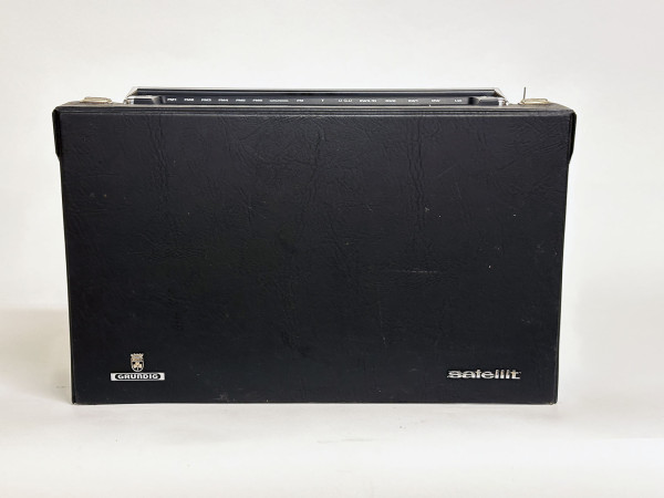 GRUNDIG Satellit 3000 Hifi Vintage réparations