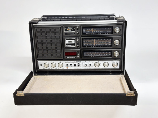 GRUNDIG Satellit 3000 Hifi Vintage réparations