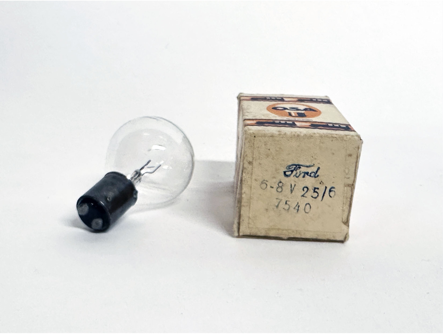 OZA FORD 8v pour phare de voiture Ford