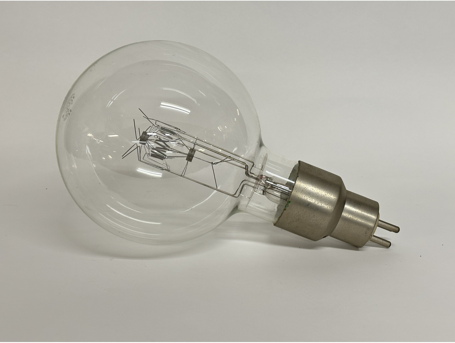 PHILIS Ampoule 6096-S C25T 110V 3000W