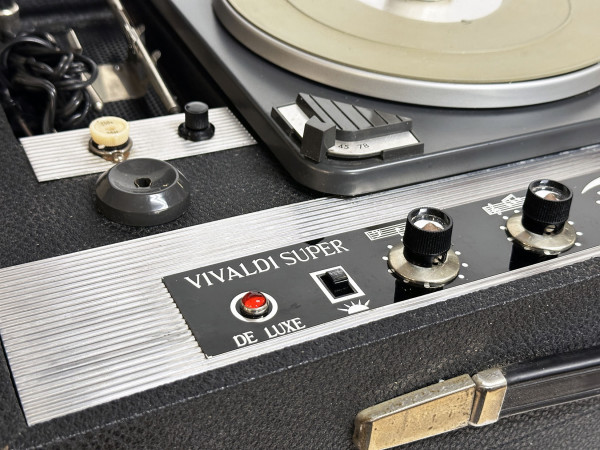 VIVALDI SUPER electrophone stéréo HifiVintage réparations