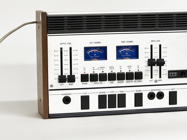 TANDBERG TCD-330 wood