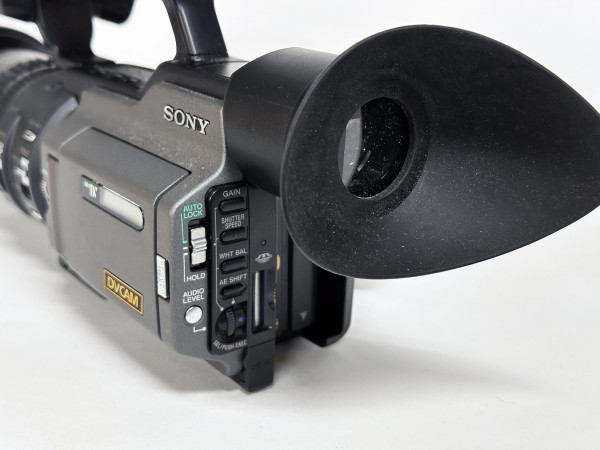SONY DSR PD170-P