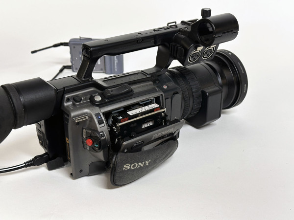 SONY DSR PD170-P