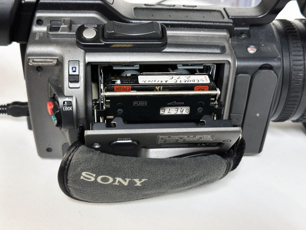 SONY DSR PD170-P