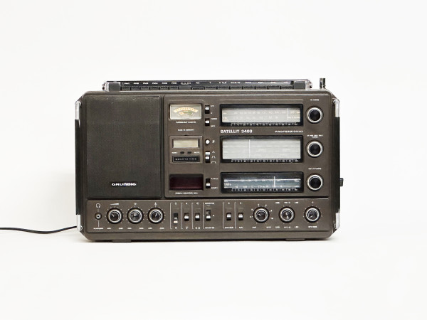 GRUNDIG Satellit 3400