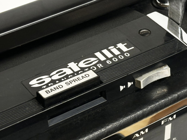 GRUNDIG Satellit 208-6000