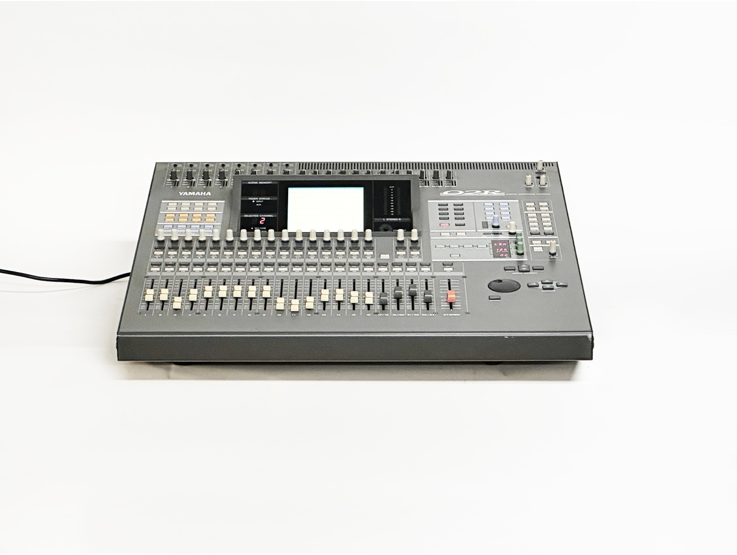 YAMAHA 02R