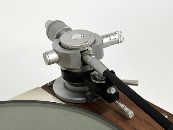 THORENS TD-124 Bras Micro Seiki XP-237SC