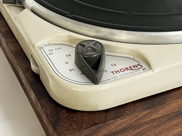 THORENS TD-124