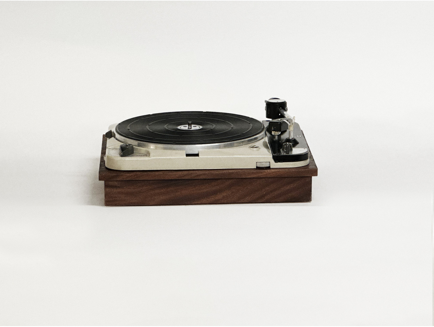 THORENS TD-124