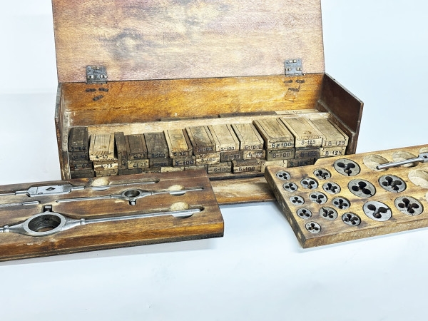 SCHNEIDSEITE Filiere  Hifi vintage Paris réparations