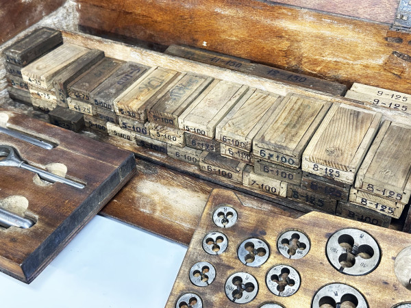 SCHNEIDSEITE Filiere  Hifi vintage Paris réparations