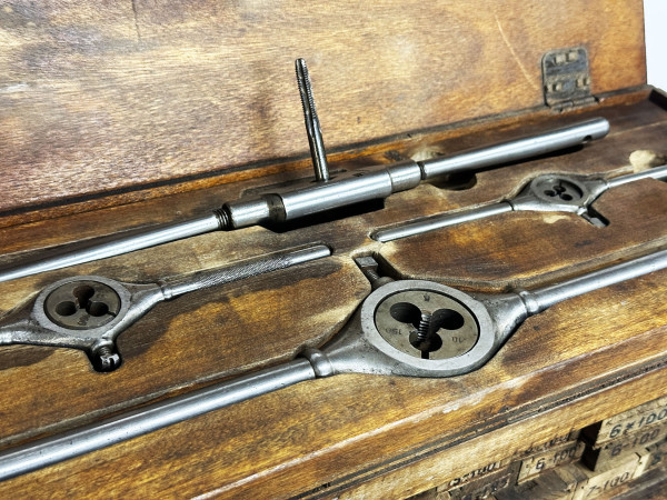 SCHNEIDSEITE Filiere  Hifi vintage Paris réparations