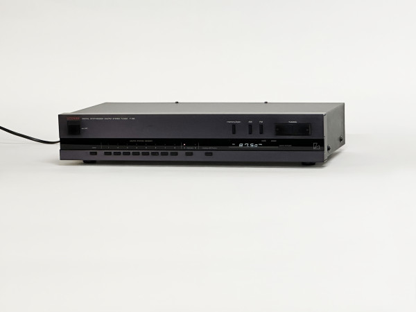 LUXMAN T-105