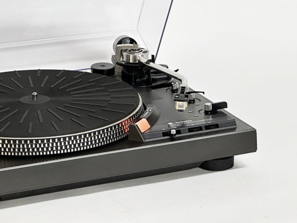 TECHNICS SL-1900