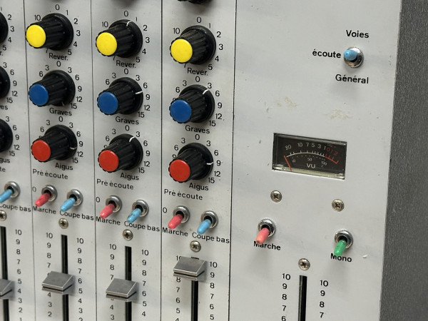 MERLAUD Mélangeur Stéréo 12 voies Hifi Vintage réparation