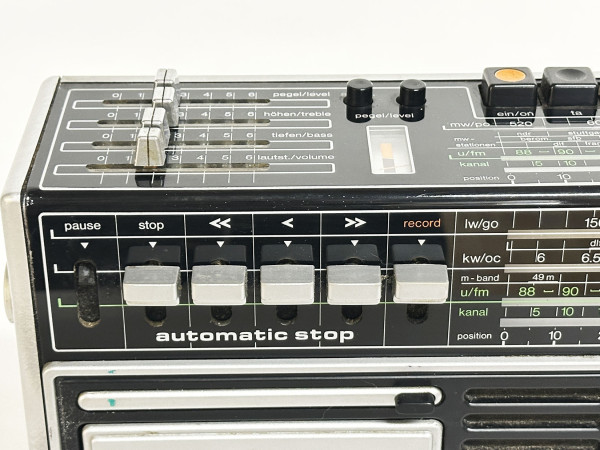 TELEFUNKEN Bajazzo Compact 102-C Hifi Vintage réparation