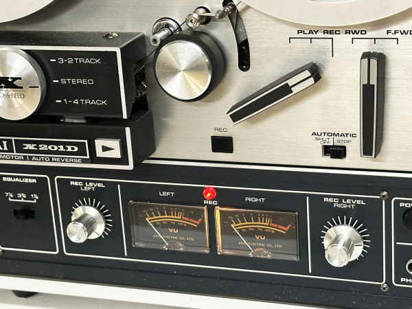 AKAI X-201-D Hifi Vintage réparation