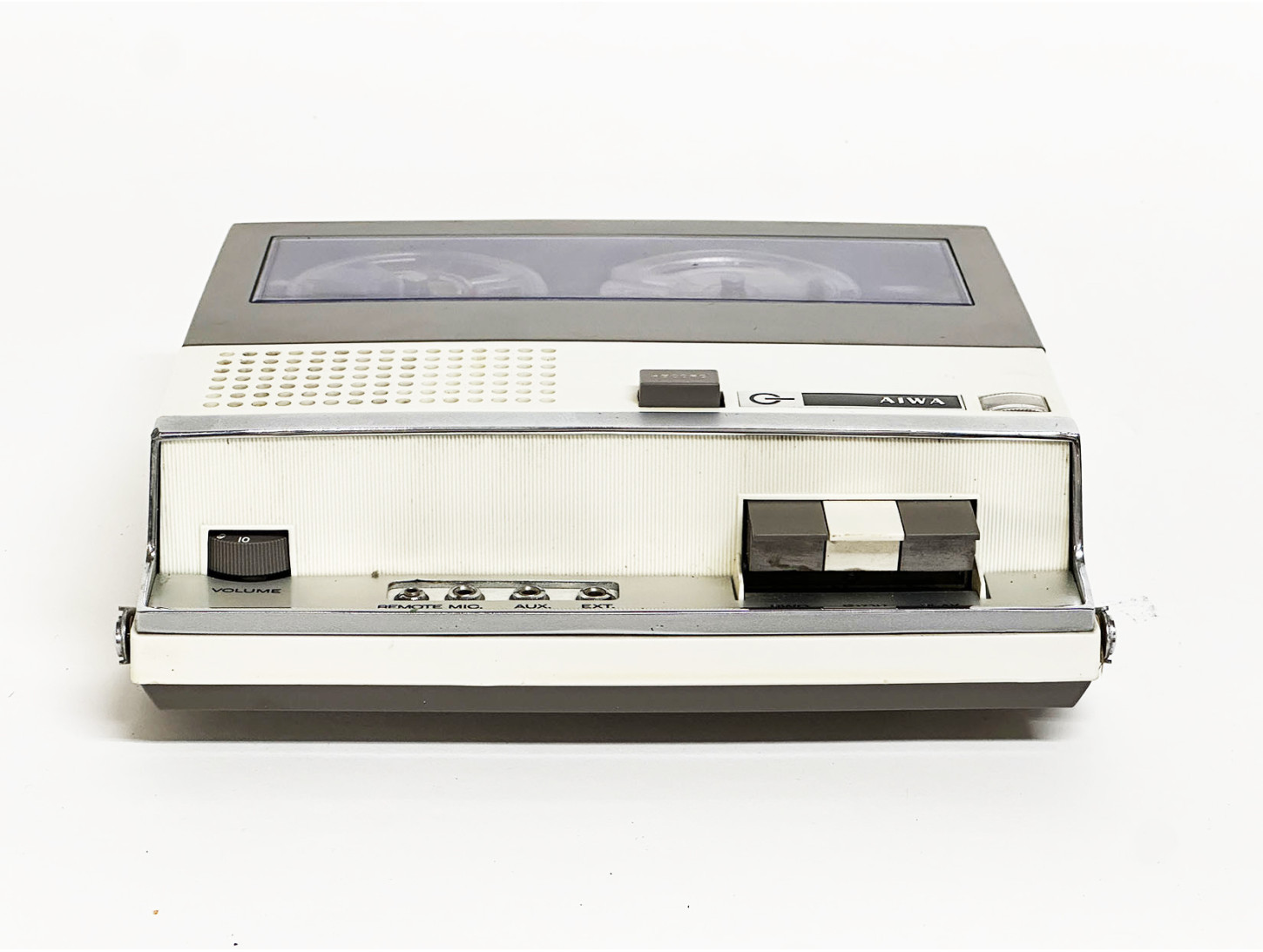 AIWA TP-703