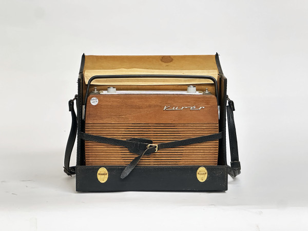 RADIONETTE Kurér FM de Luxe Hhifivintage Paris Réparations