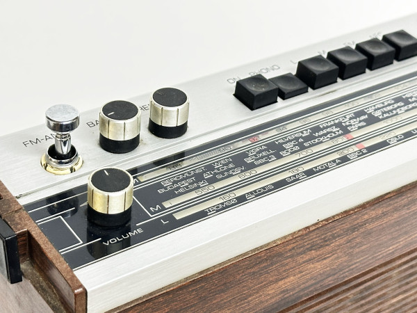 RADIONETTE Kurér K-110 Bois  Hhifivintage Paris Réparations