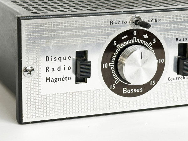 A CHARLIN Pré Amplificateur Transistor