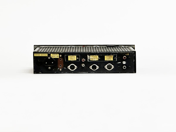 A CHARLIN Pré Amplificateur Transistor