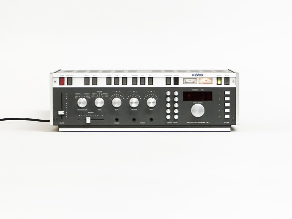 REVOX A-720