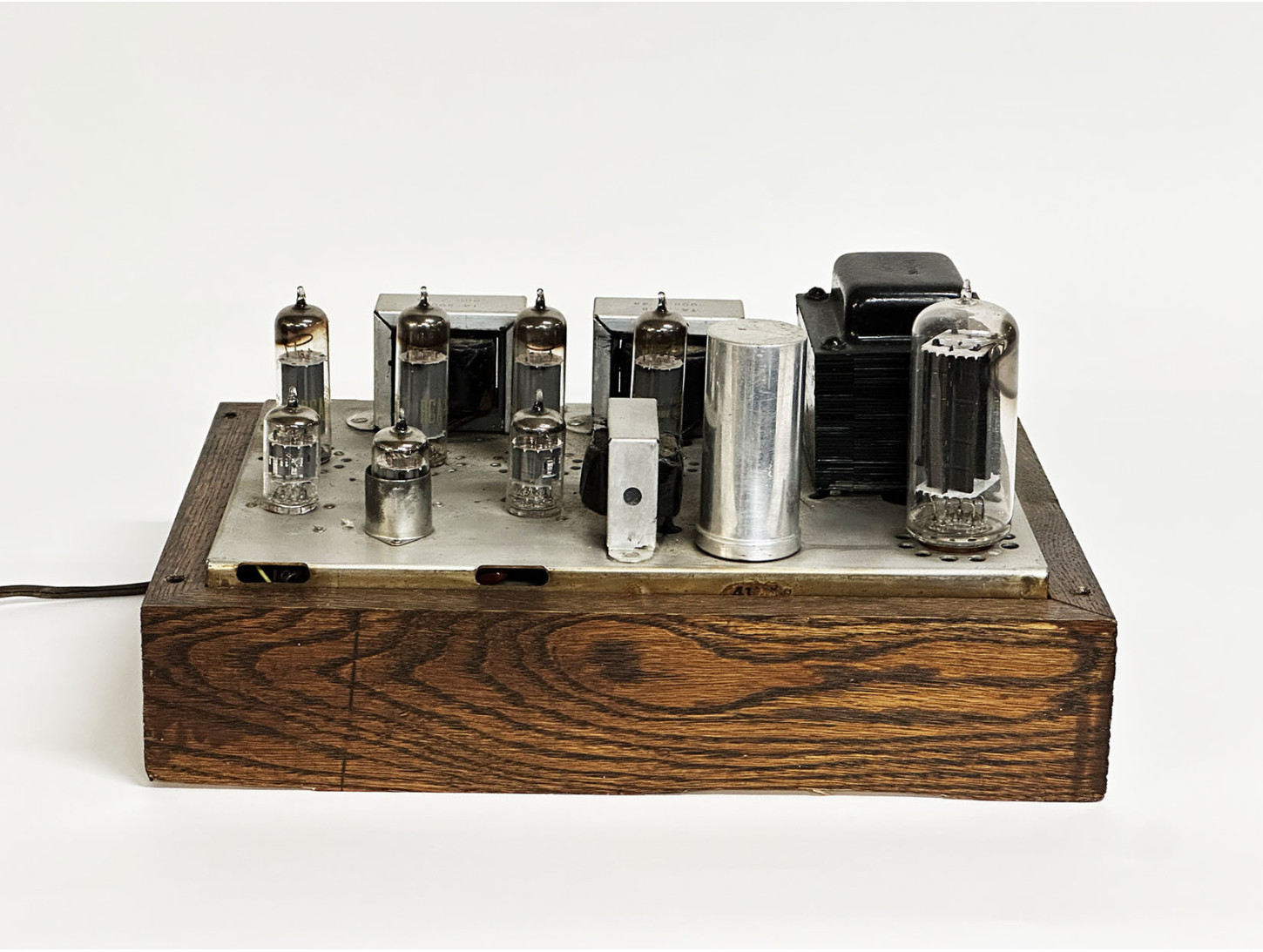 Amplificateur Sans Marque Stéréo Tubes
 Hifi Vintage réparation