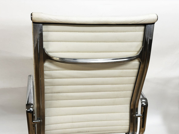 VITRA EAMES EA117 blanc Hifi Vintage réparation