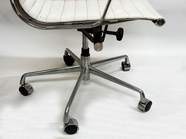 VITRA EAMES EA117 blanc Hifi Vintage réparation