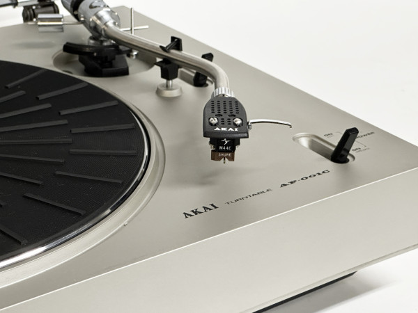 AKAI AP-001