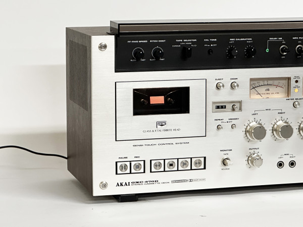 AKAI GXC-570D