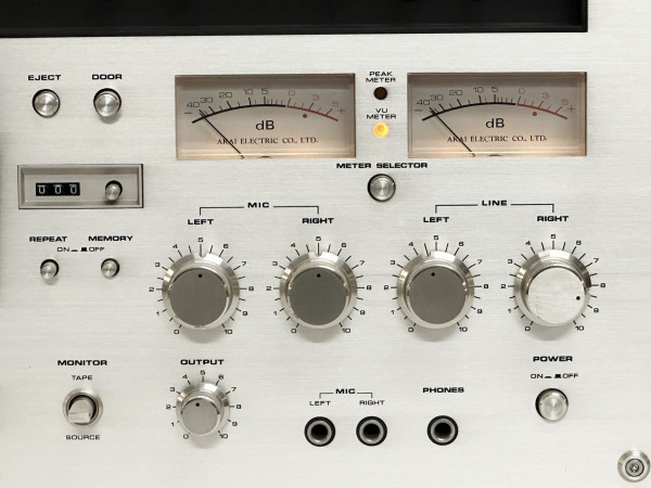 AKAI GXC-570D