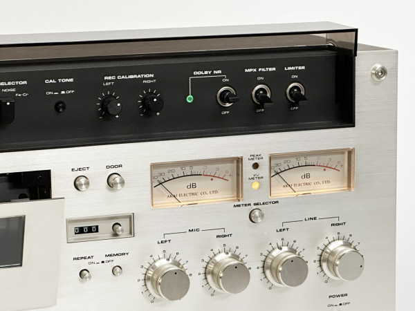 AKAI GXC-570D